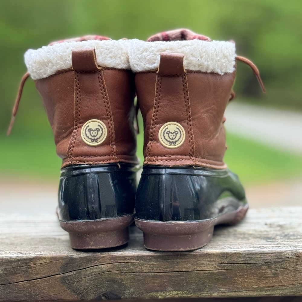 Adrienne Vittadini Girl Brown and Blue Duck Boots - Picture 3 of 4